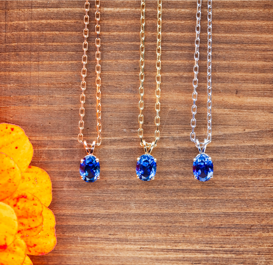 The Jewellery Box: Why Does Gold Change Colour Over Time?