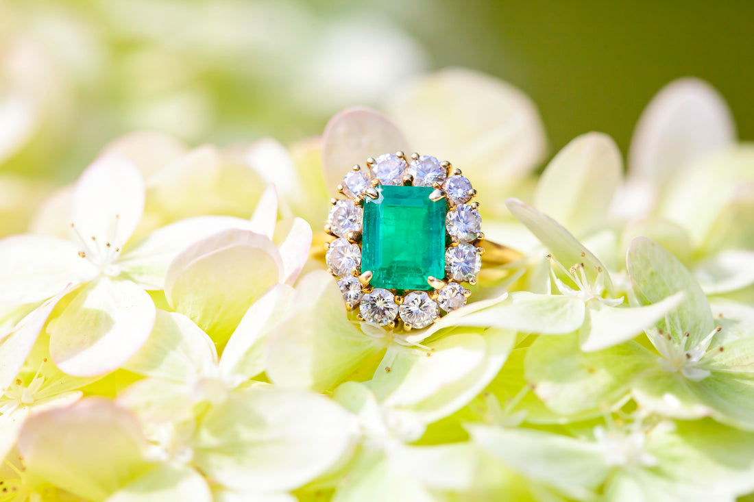 Gift Guide - Emeralds for Christmas