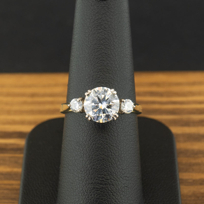 18ct Yellow Gold 2.27ct IGI Certificated Lab Diamond Trilogy Ring Size N 4.3g