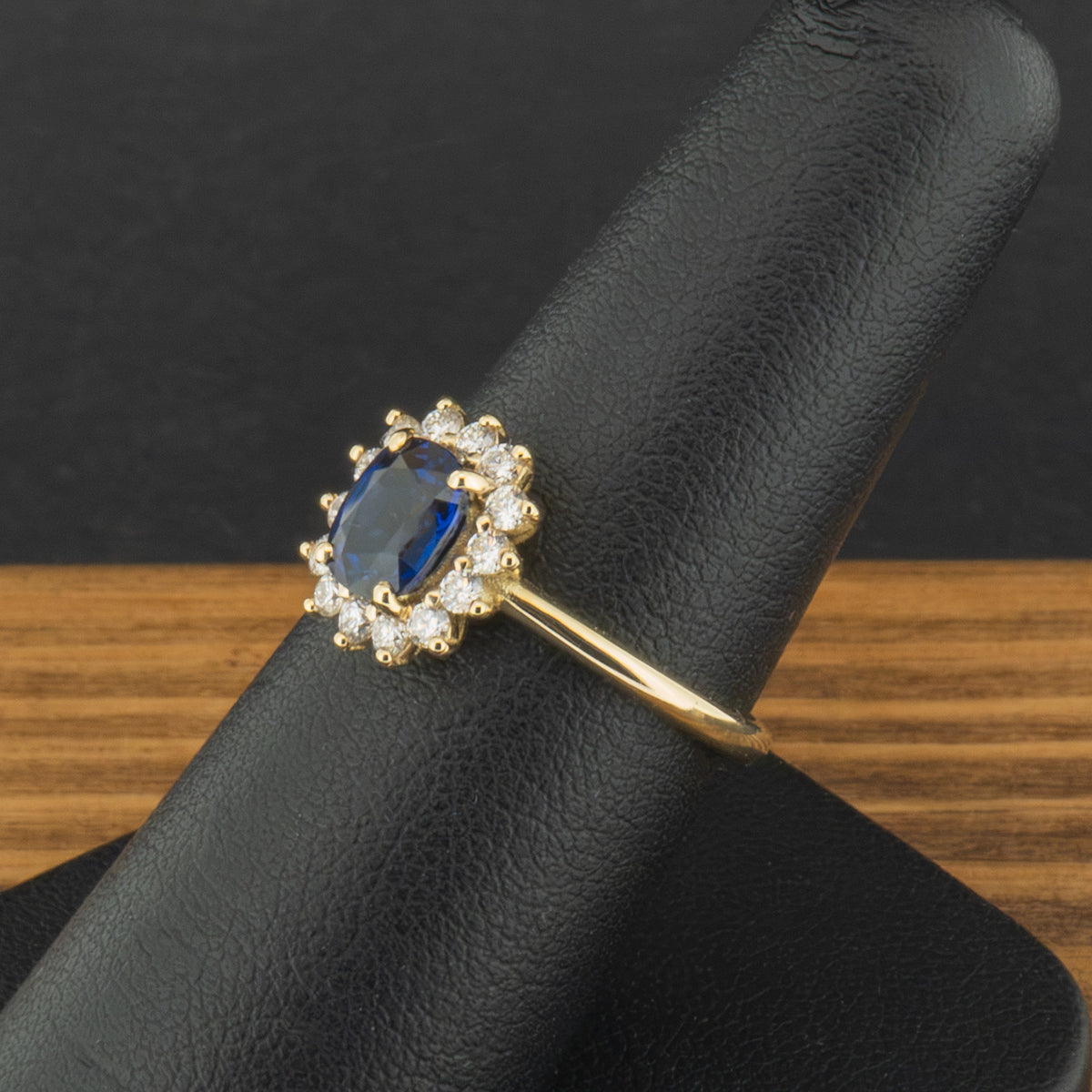 18ct Yellow Gold 1.19ct Sapphire and Diamond Cluster Ring