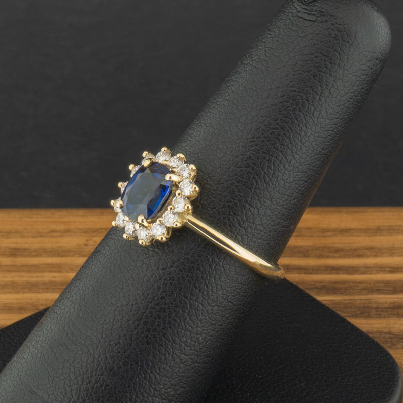18ct Yellow Gold 1.19ct Sapphire and Diamond Cluster Ring