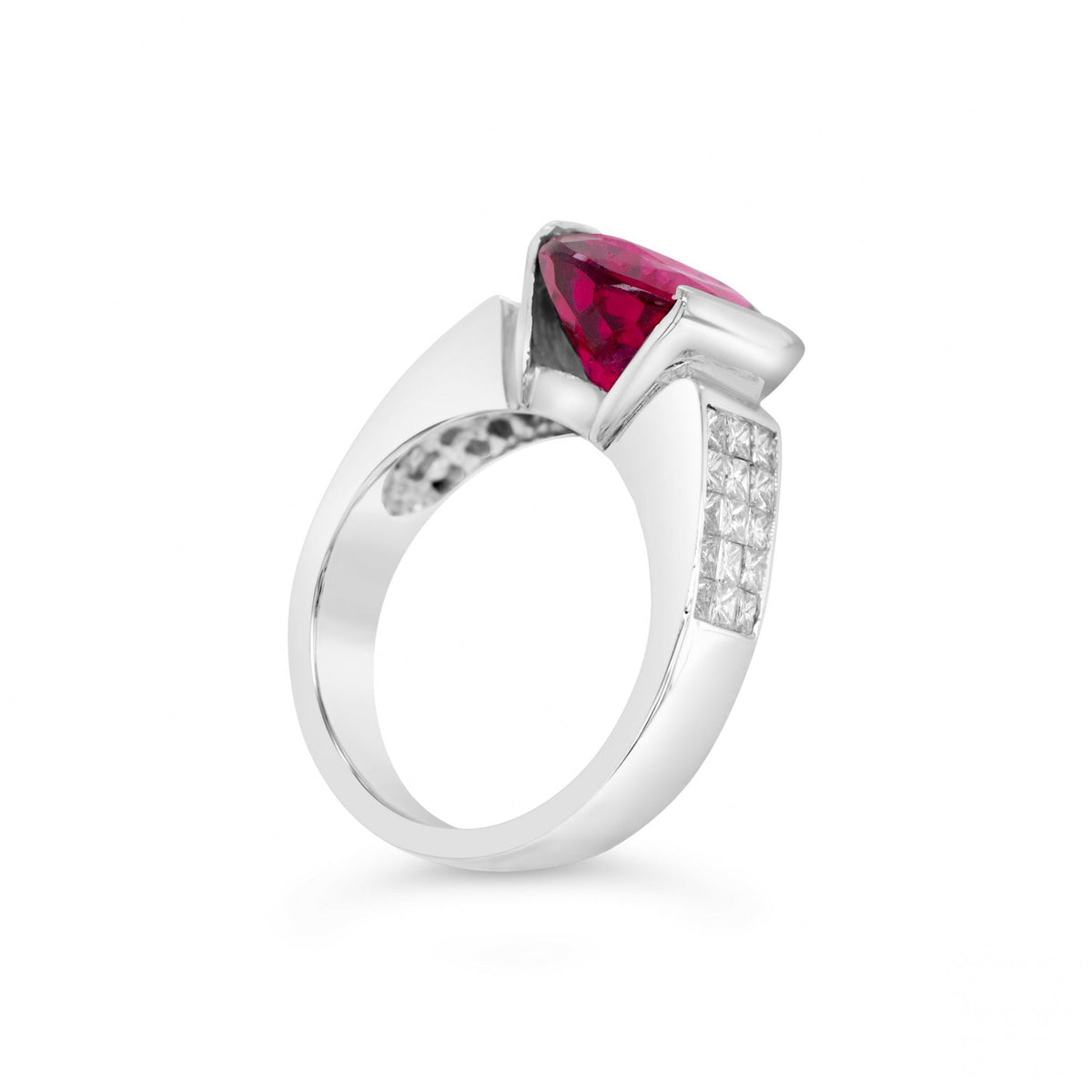 7ct Rubellite and 1.2ct Diamond 18ct White Gold Ring 10.6g (SOT)