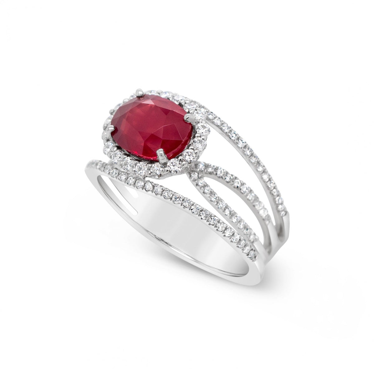 2.77ct Oval Ruby and 0.62ct Diamond Platinum Ring 9.5g