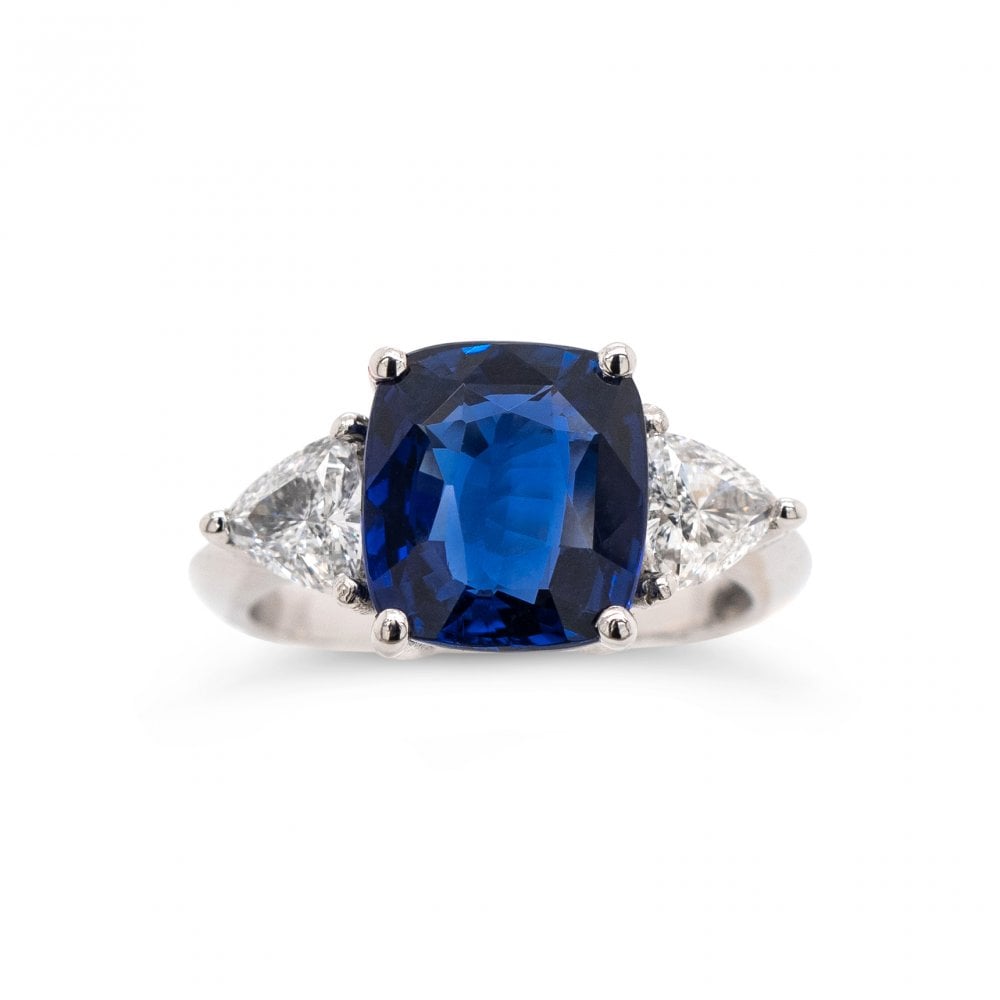 4.05ct Royal Blue Sapphire & 1.34ct G VS2 Diamond Platinum Trilogy Ring 6.9g