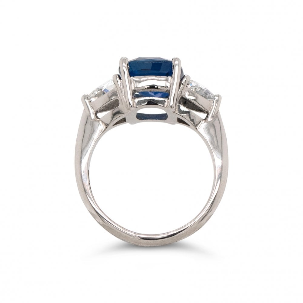 4.05ct Royal Blue Sapphire & 1.34ct G VS2 Diamond Platinum Trilogy Ring 6.9g