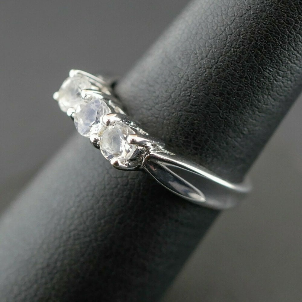 9ct White Gold Moonstone Trilogy Ring 3.3gms Size N