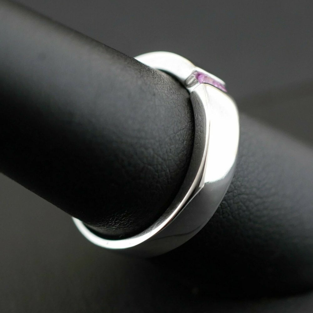 9ct White Gold Pink Stone Ring 3.7 Grams Size P