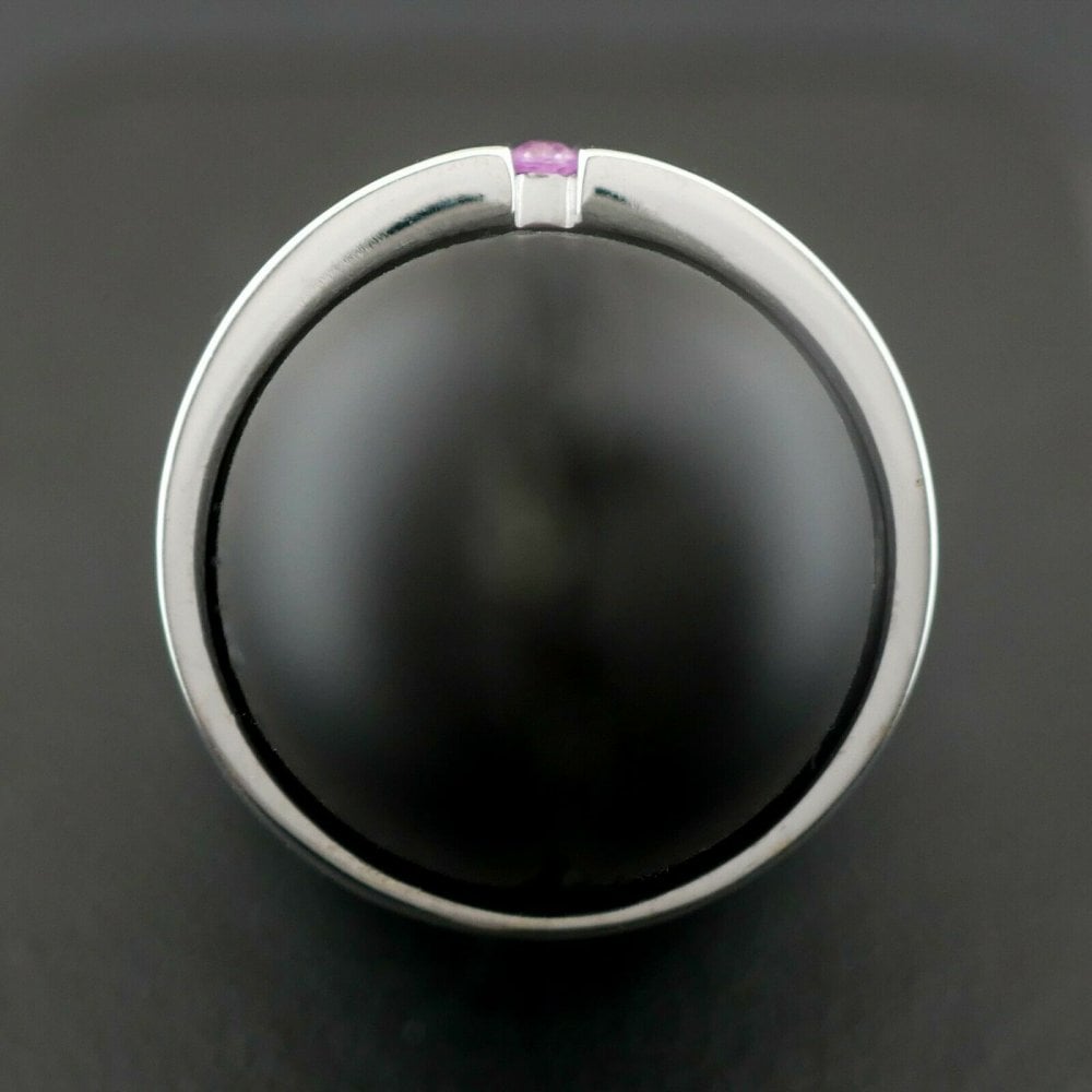 9ct White Gold Pink Stone Ring 3.7 Grams Size P
