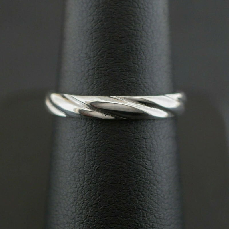 Silver 925 Twisted Thin Band Ring 2.0 grams Size N