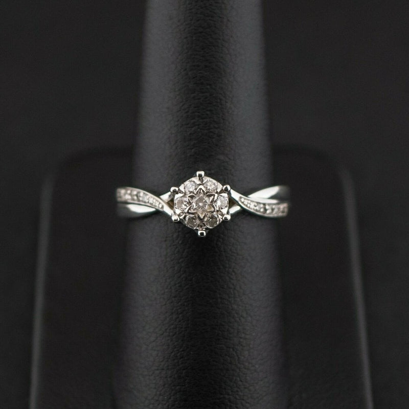 18ct White Gold 0.25ct Diamond Cluster & Accent Shoulders Ring 3.1g Size O 1/2