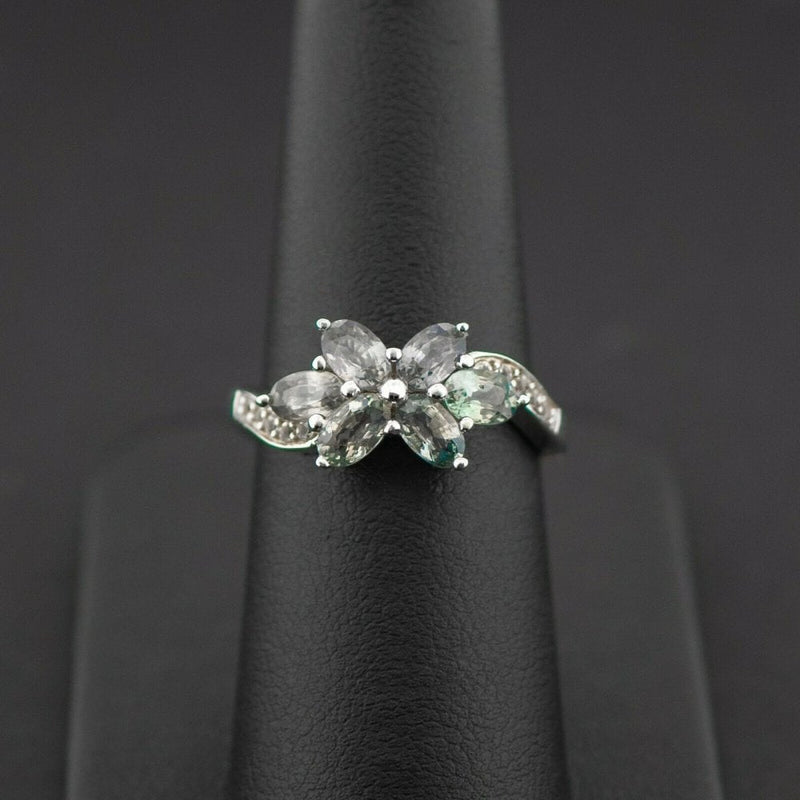 Sterling Silver 925 Green Gemstone Cluster Ring 3.4grams Size N 1/2