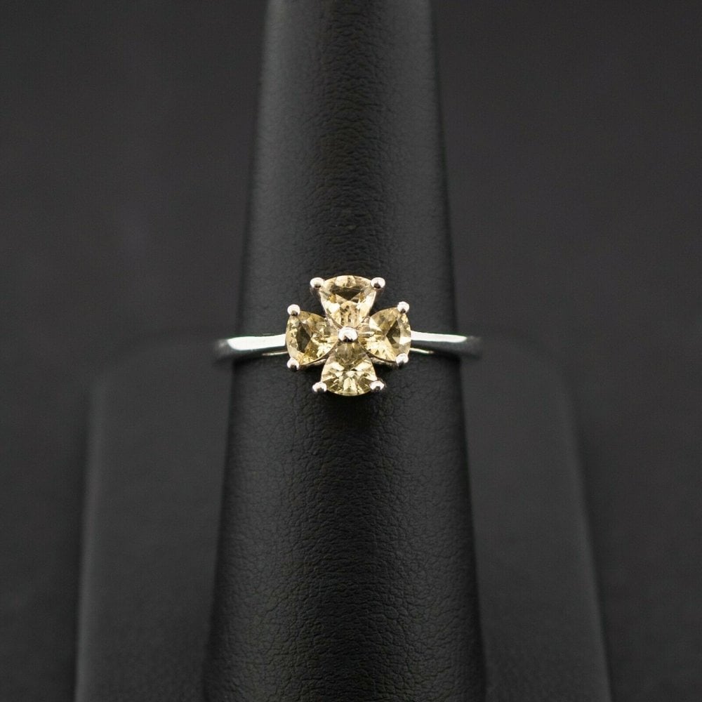 Sterling Silver 925 Yellow Gemstone Clover Cluster Ring 2.3grams Size N