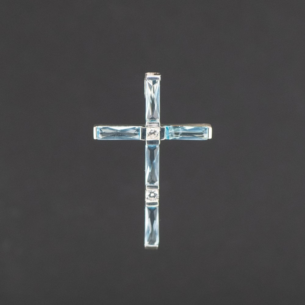 Silver 925 Blue Stone Cross Pendant 3.7 grams