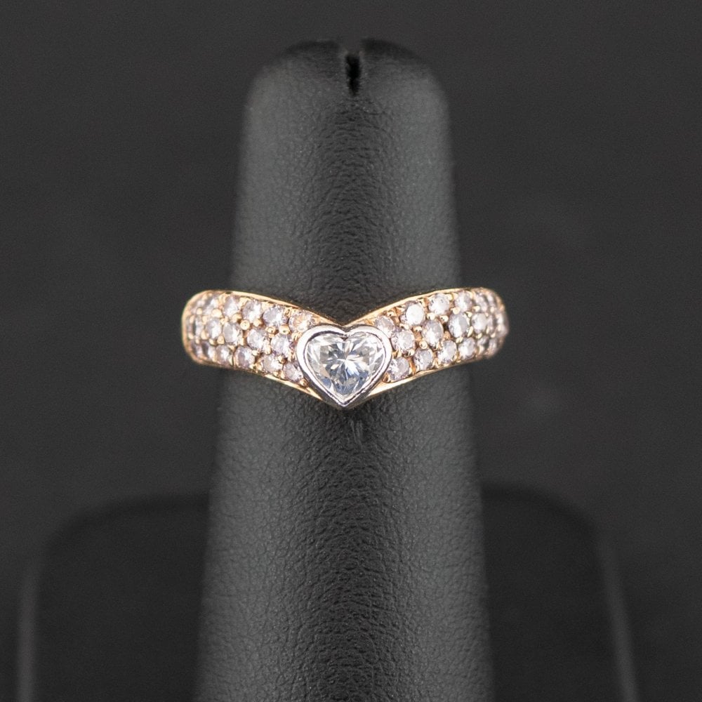 18ct Rose Gold 0.25ct Heart-Shaped Diamond with Rose Tinted Pave Diamond Ring 5.6g