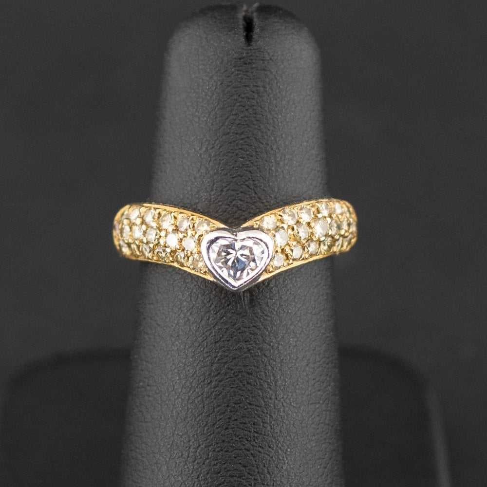 18ct Yellow Gold 0.25ct Heart-Shaped Diamond with Yellow Tinted Pave Diamond Ring 5.4g