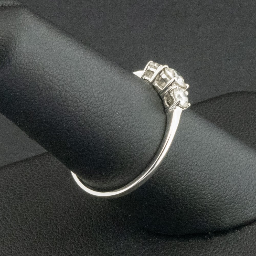 Platinum Approx. 0.33ct Diamond Trilogy Ring Size O 1/2 2.0g
