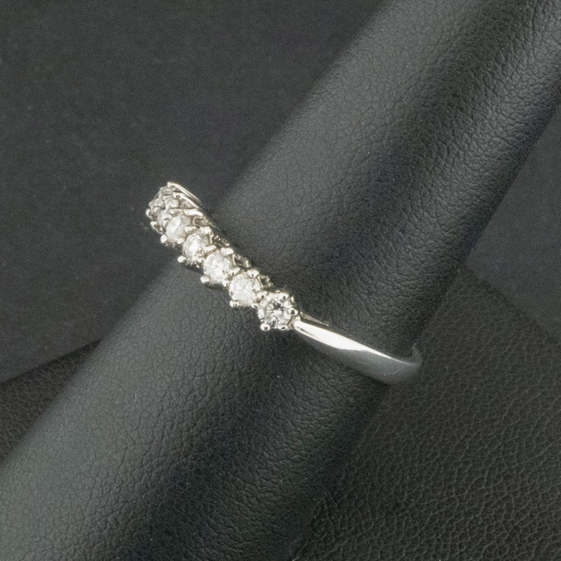 Platinum Approx. 0.33ct Diamond 7 Stone Ring Size O 1/2 3.8g