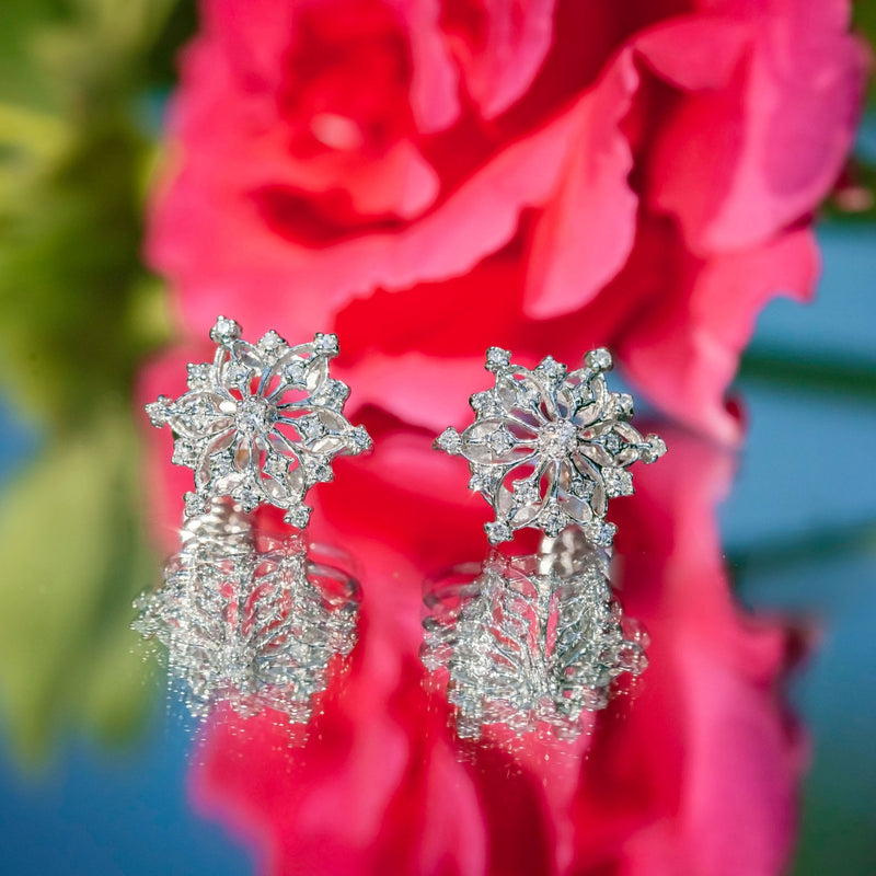 14ct White Gold 0.30ct Diamond Cluster Screw On Earrings 4.3g