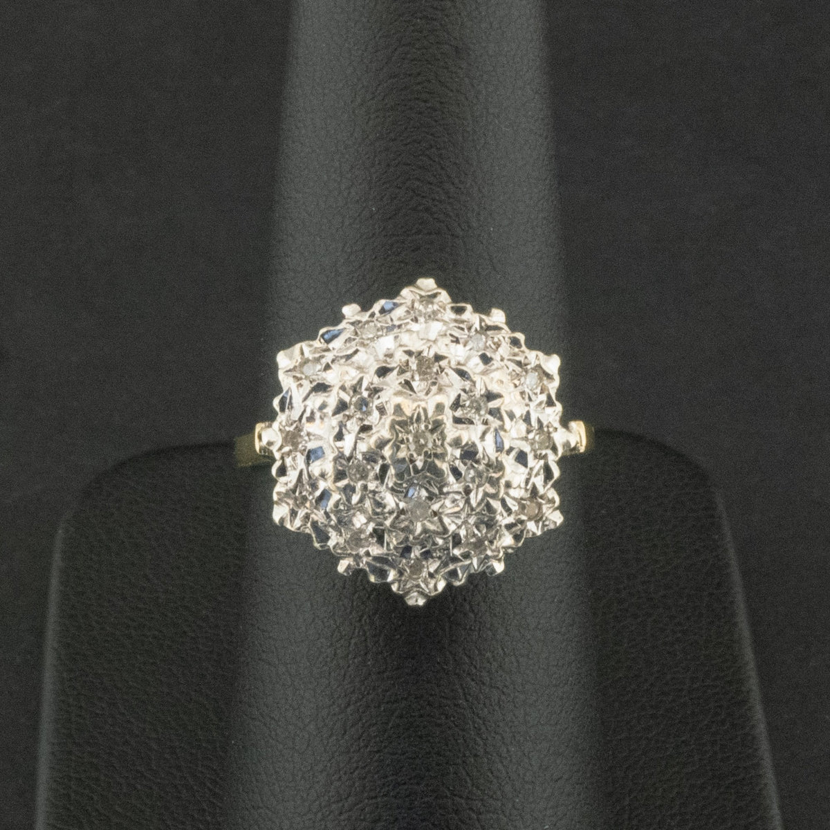 9ct Yellow Gold Diamond Illusion Set Cluster Ring Size N 3.3g