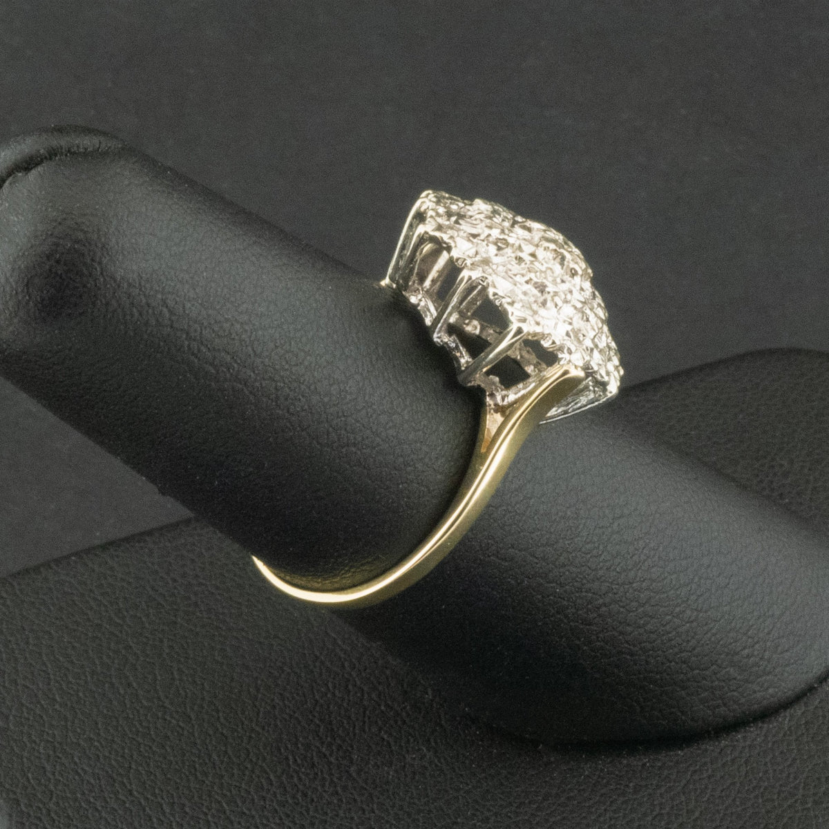 9ct Yellow Gold Diamond Illusion Set Cluster Ring Size N 3.3g