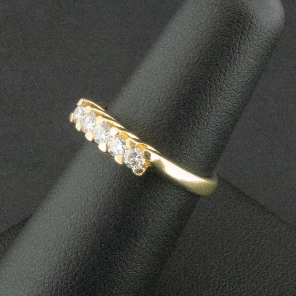 14ct Yellow Gold 0.35ct Diamond 5 Stone Ring Size L 2.5g