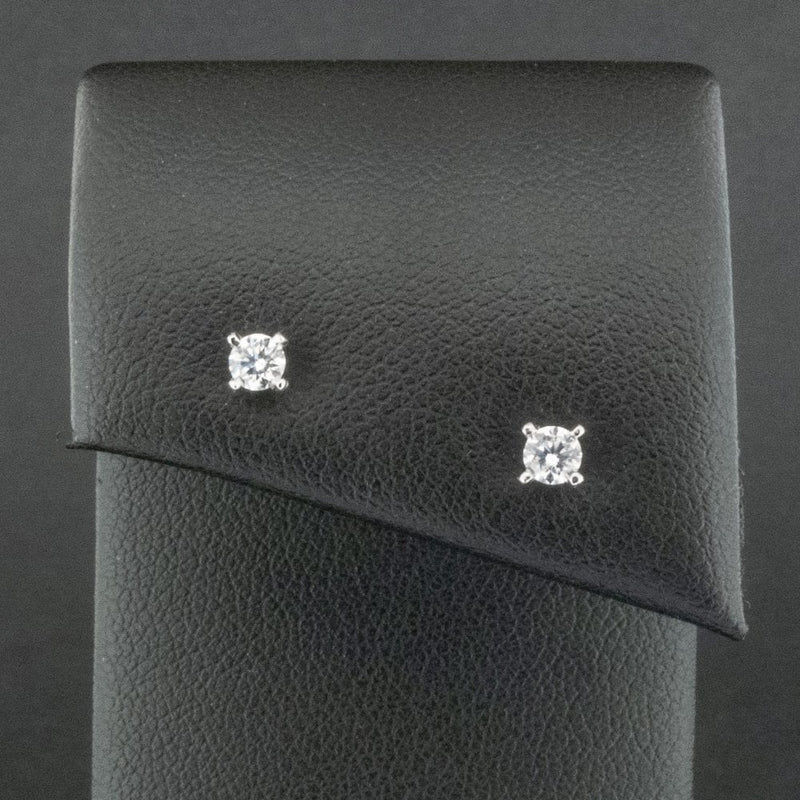 18ct White Gold Approx. 0.30ct Diamond Stud Earrings 0.9g