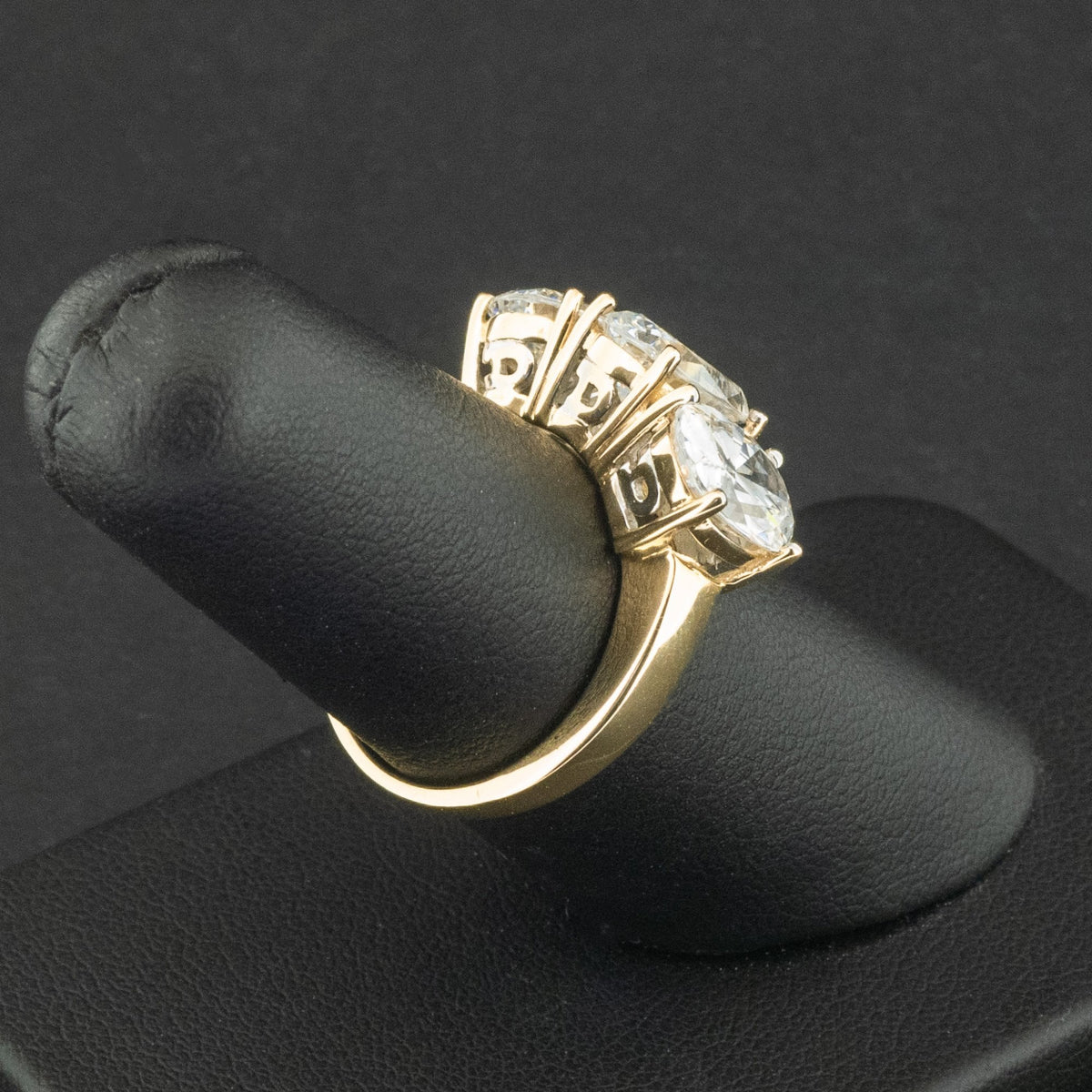 14ct Yellow Gold Cubic Zirconia Trilogy Ring Size N 5.7g
