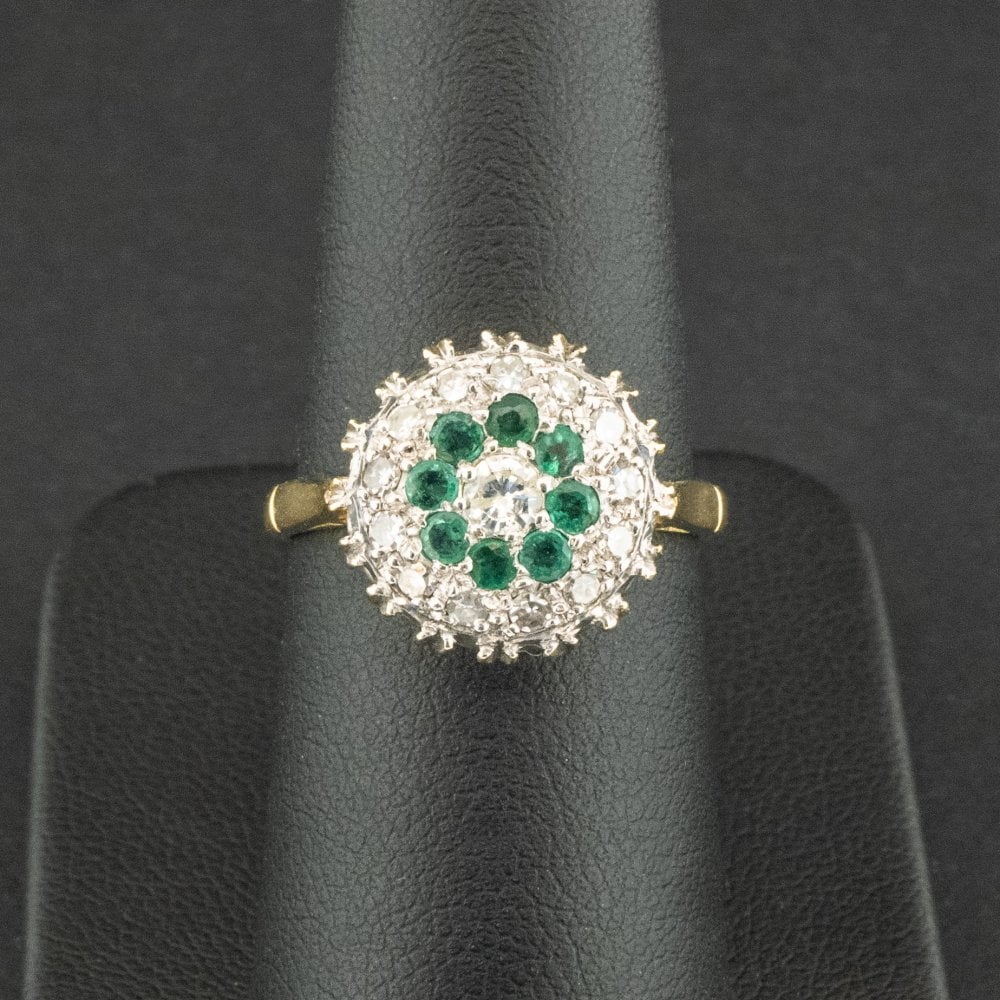 18ct Yellow Gold Emerald and Diamond Cluster Ring Size N 1/2 5.2g