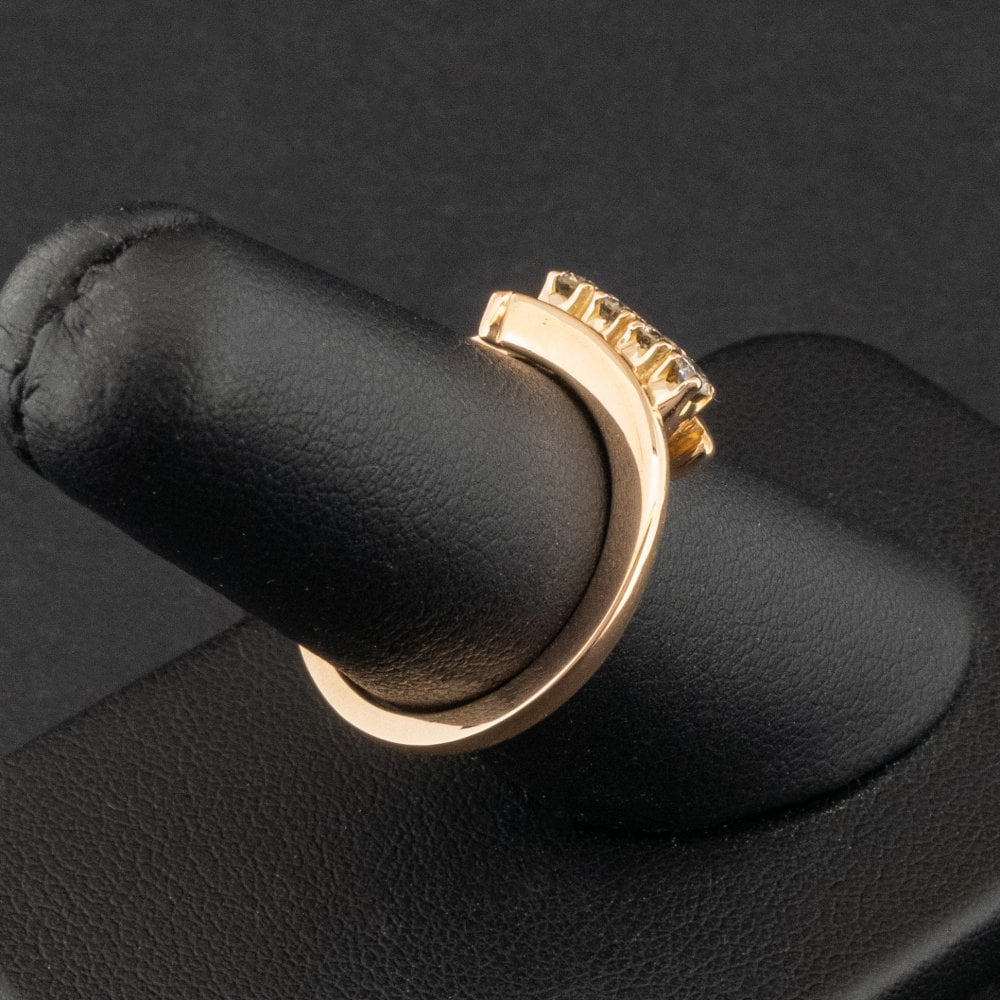 14ct Yellow Gold 0.20ct Diamond Twist Ring Size O 4.1g