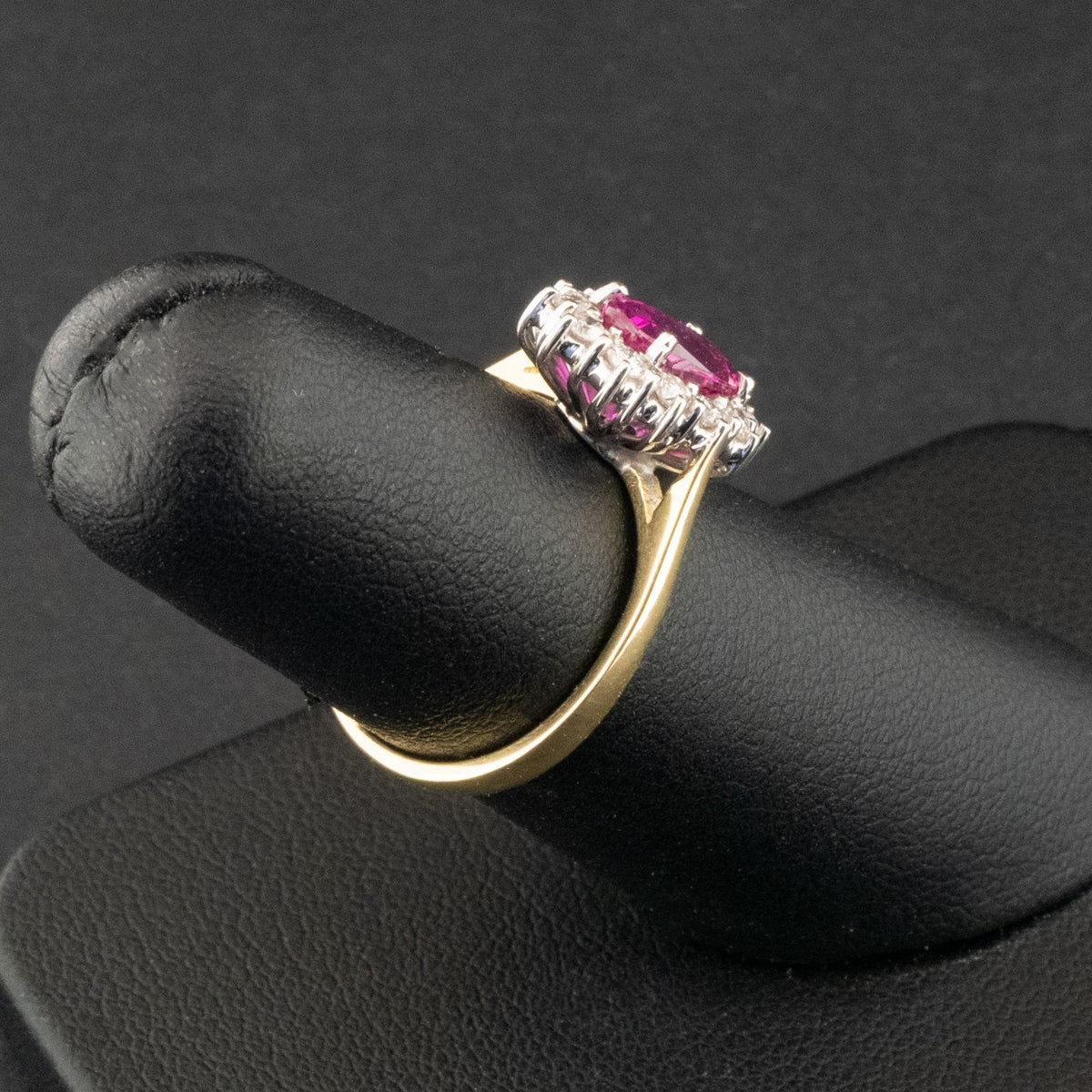 18ct Yellow Gold 0.75ct Ruby and 0.36ct Diamond Ring Size K 1/2 3.6g