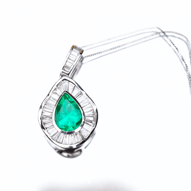 14ct White Gold 4.4ct Lab Created Emerald and 3.15ct Natural Diamond Pendant 12.1g