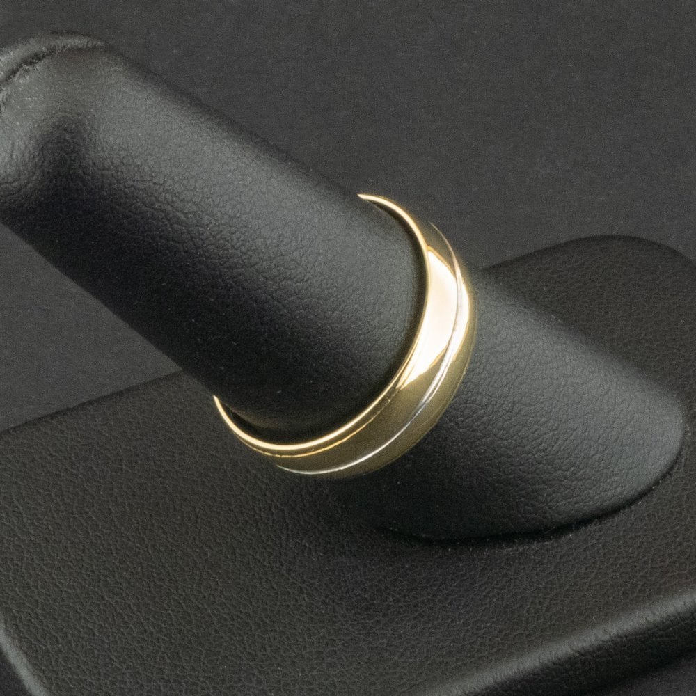 18ct Yellow Gold Grooved Ring Size Q 4.7g