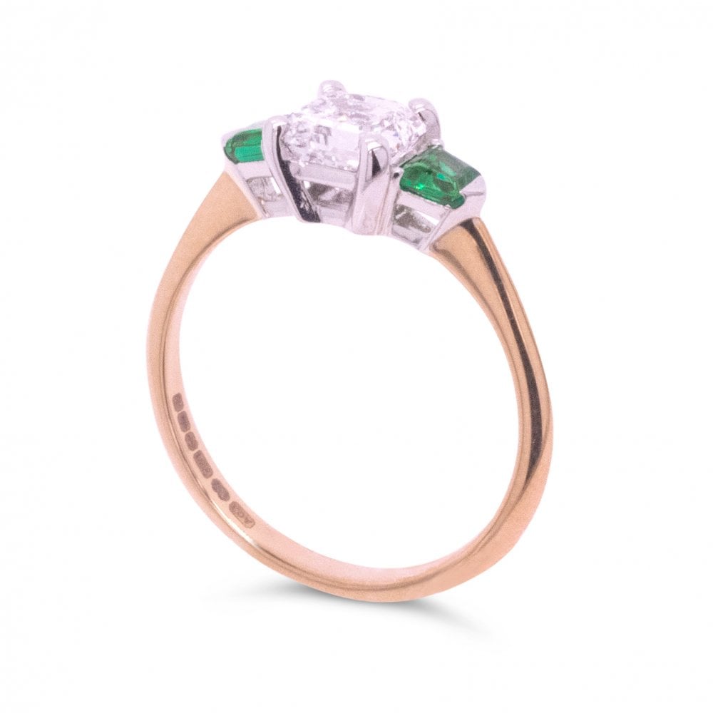 18ct Yellow Gold 0.91ct E/VS2 Diamond & Tsavorite Trilogy Ring Size L 2.9g