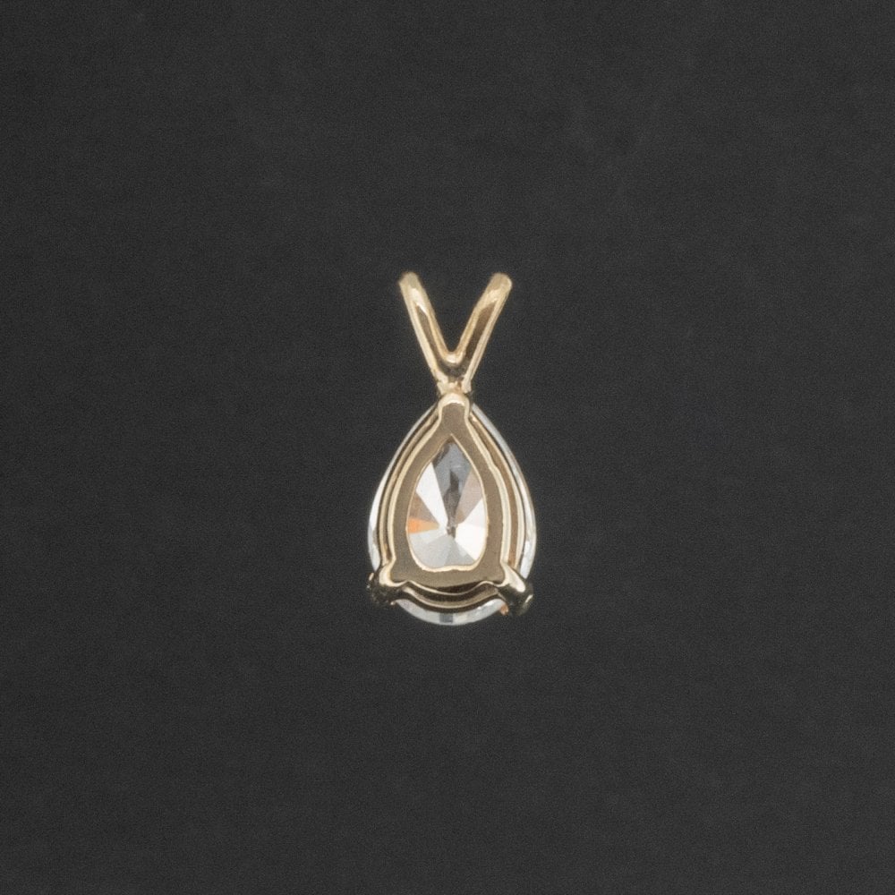 9ct Yellow Gold Cubic Zirconia Pendant 1.6g