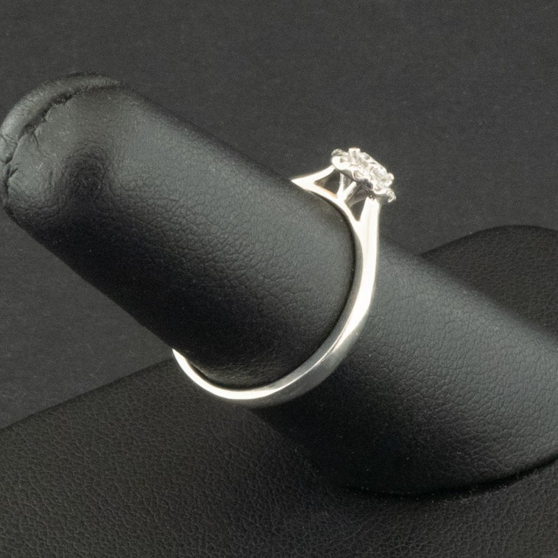9ct White Gold Approx. 0.25ct Diamond Halo Ring Size M 1/2 2.1g