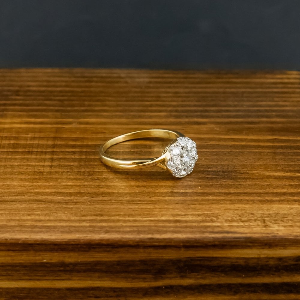 18ct Yellow Gold 1.00ct Diamond Cluster Ring Size P 1/2 3.6g