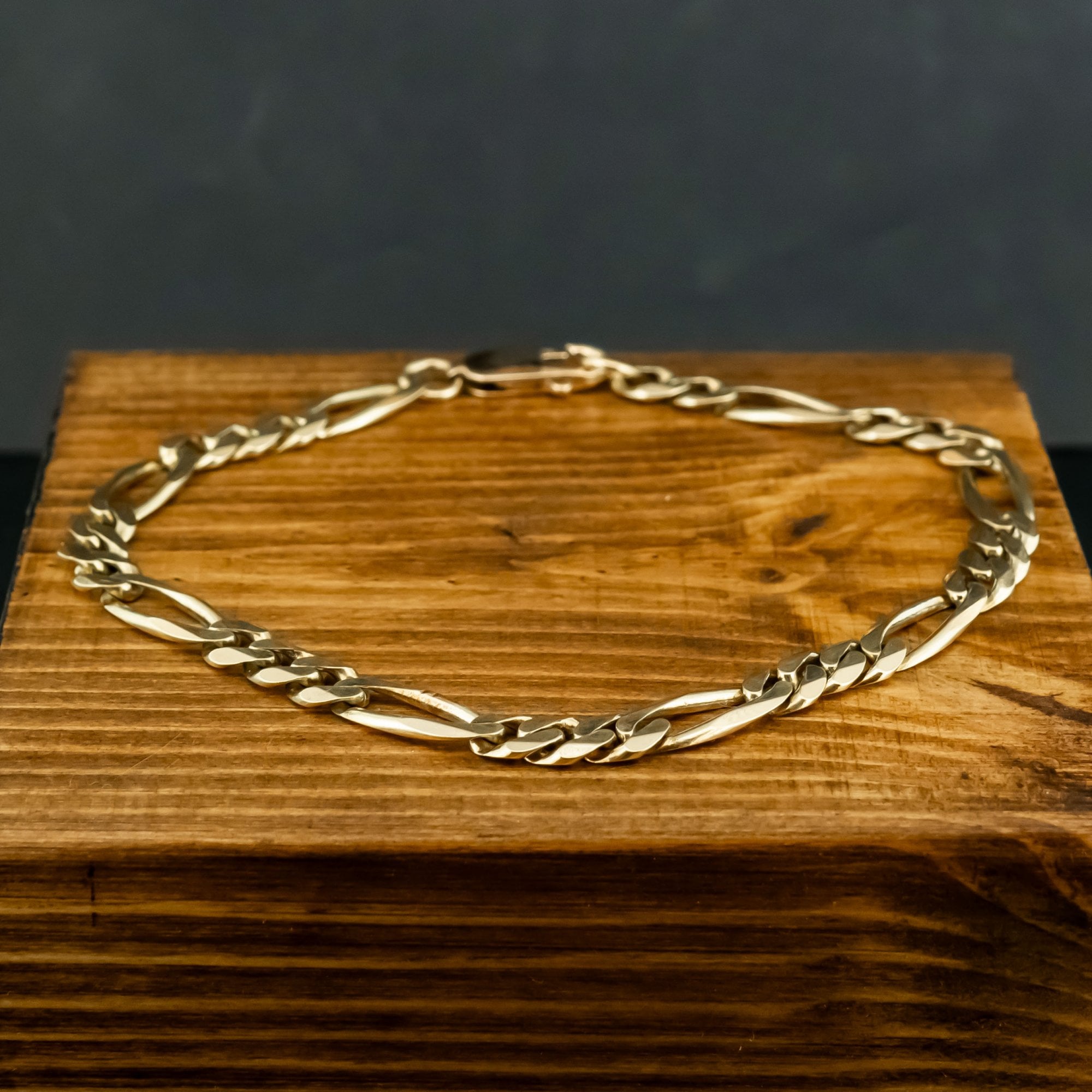 9ct Yellow Gold 9.5 Inch Figaro Chain Bracelet 13.4g