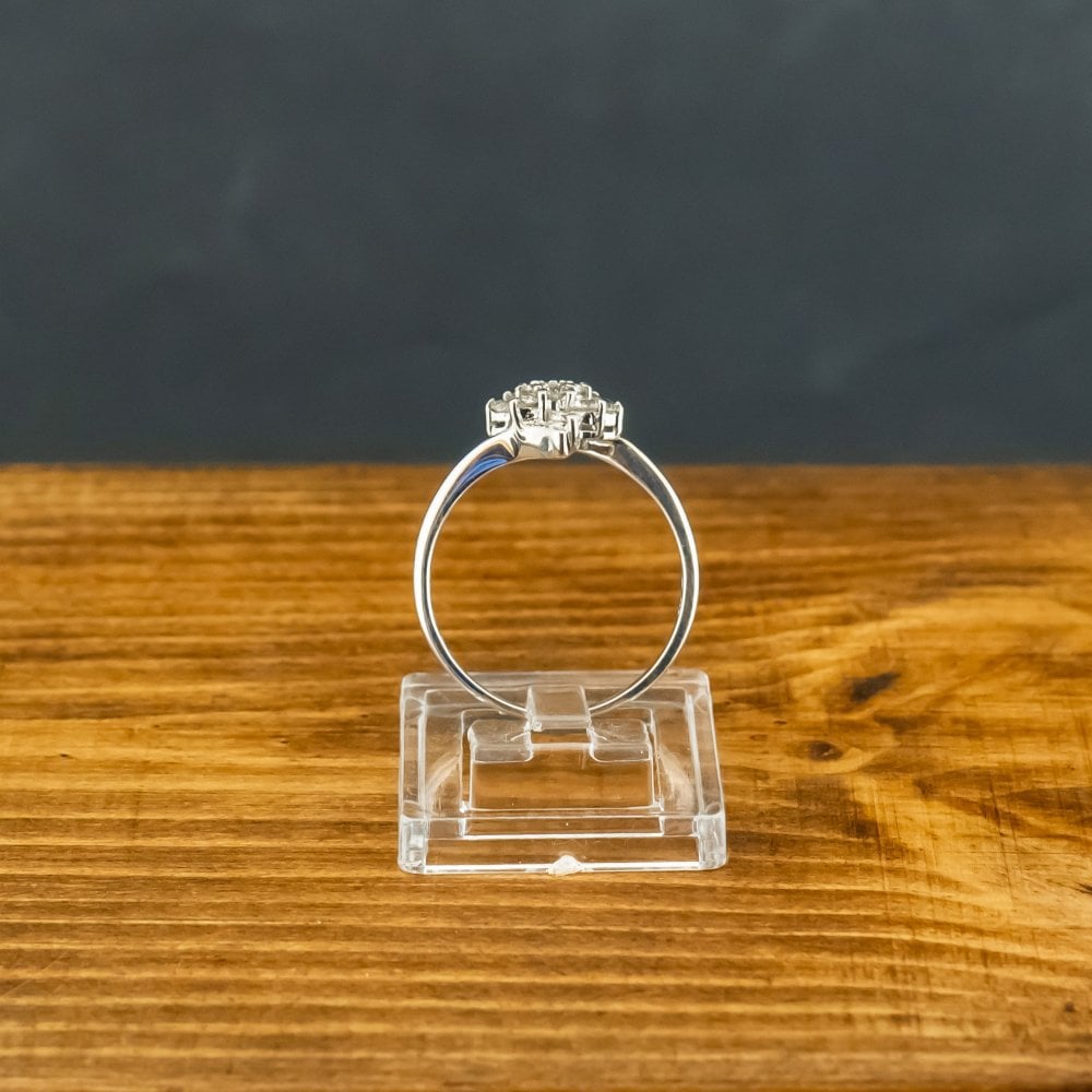 9ct White Gold 0.50ct Diamond Cluster Ring Size N 2.3g