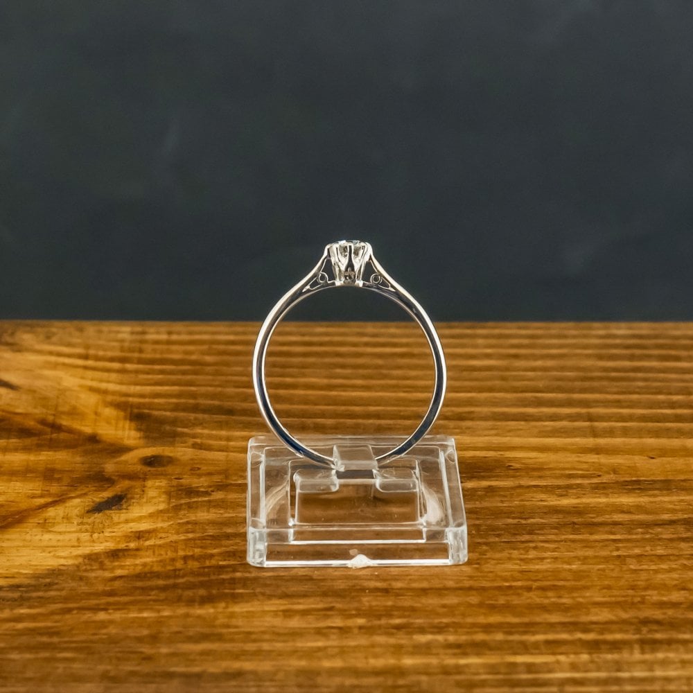 9ct White Gold 0.20ct Diamond Solitaire Ring Size N 1.9g