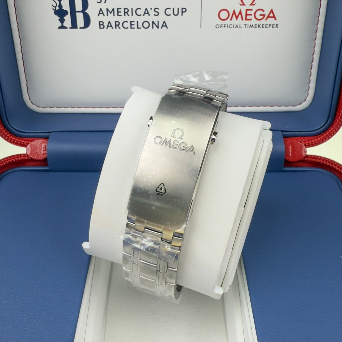 Seamaster Diver Americas Cup Edition 42mm - Unworn with Box and Papers