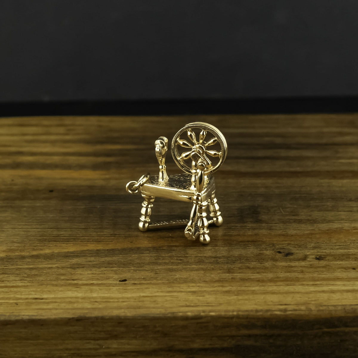 9ct Yellow Gold Spindle Charm 4.8g