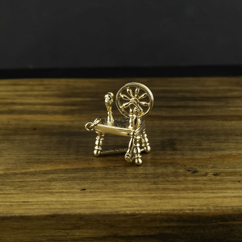9ct Yellow Gold Spindle Charm 4.8g
