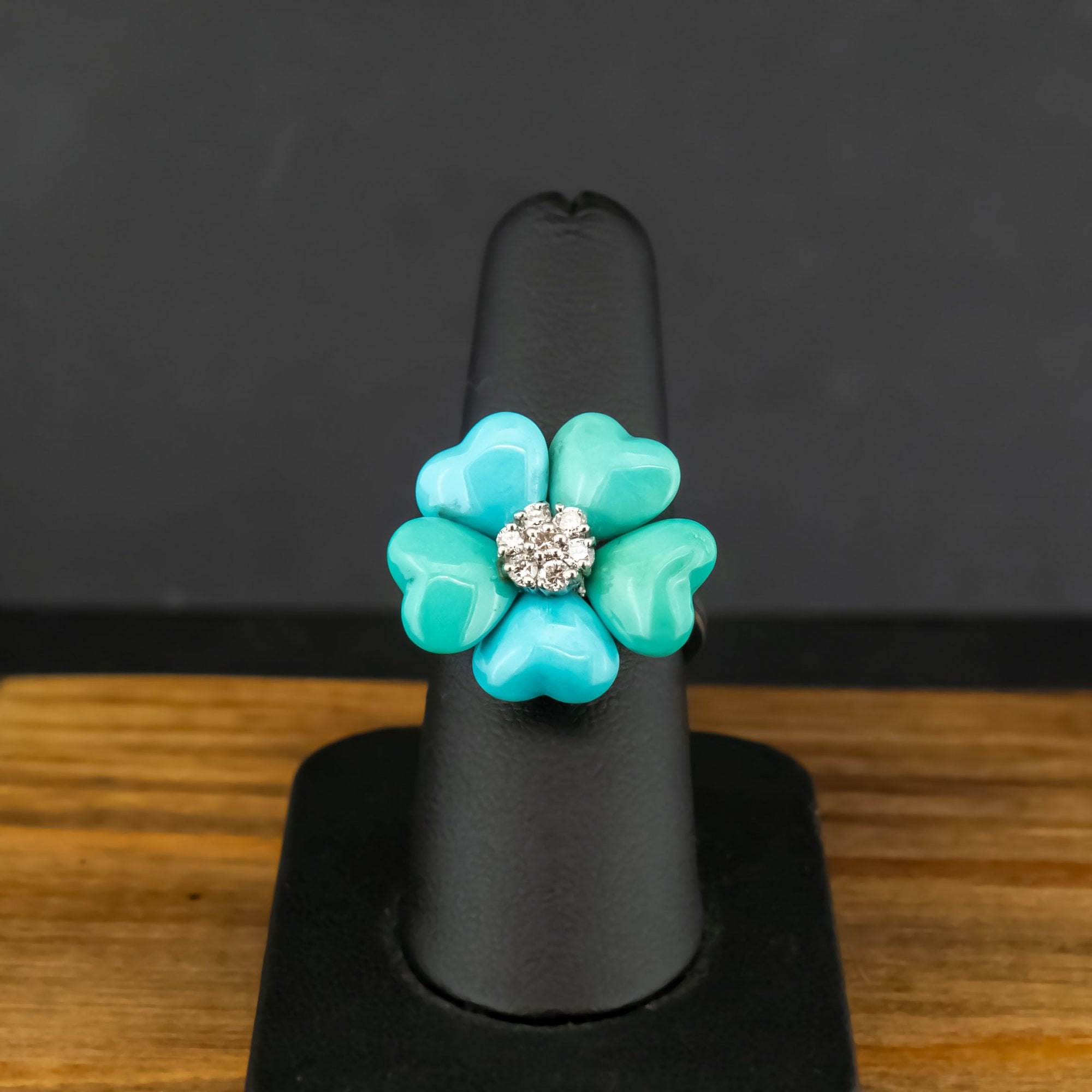 18ct White Gold Turquoise and Diamond Flower Ring Size O 9.3g