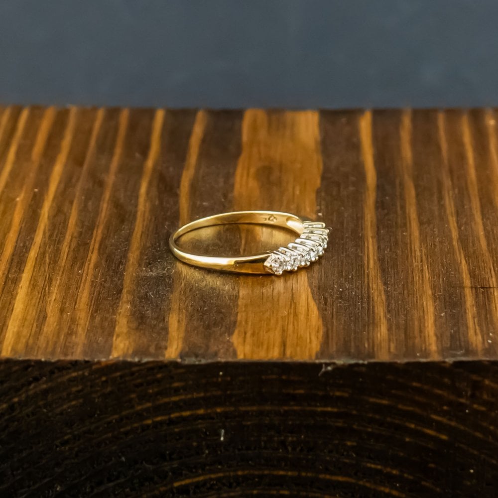 9ct Yellow Gold 0.25ct Diamond 7 Stone Ring Size N 1.4g