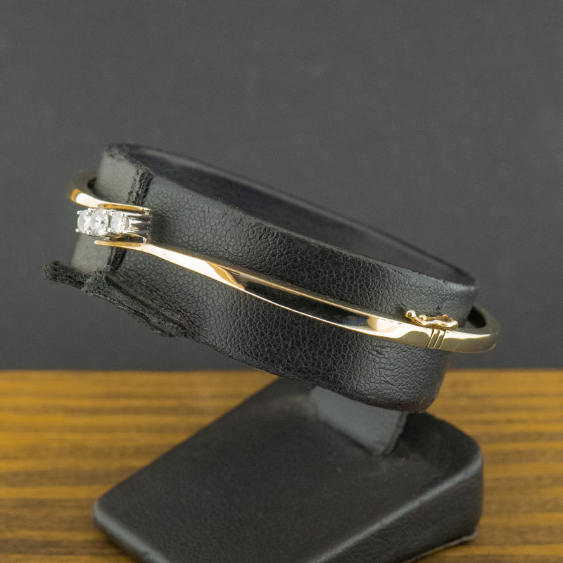 9ct Yellow Gold Diamond Trilogy Hinged Bangle 9.5g