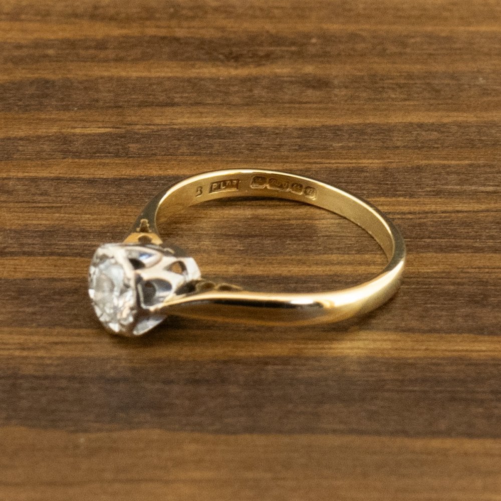 18ct Yellow Gold 0.36ct Diamond Solitaire Ring Size M 1/2 3.1g