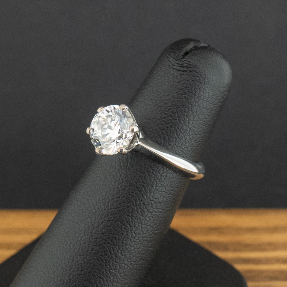 18ct White Gold 2.01ct F/VVS2 Diamond Solitaire Ring Size I Certificated