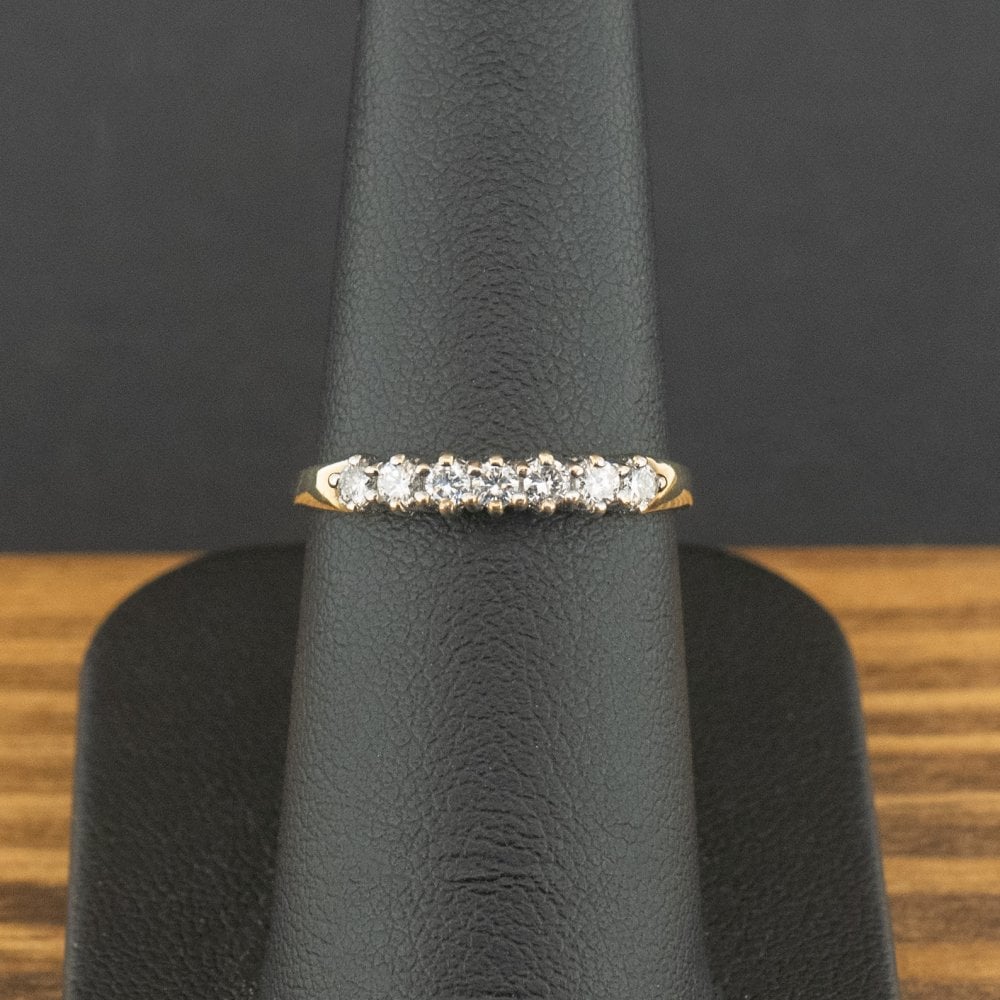 9ct Yellow Gold 0.25ct Diamond 7 Stone Ring Size N 1.4g