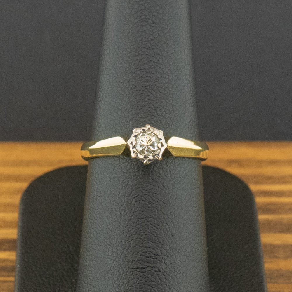 18ct Yellow Gold 0.15ct Diamond Solitaire Ring Size N 4.5g