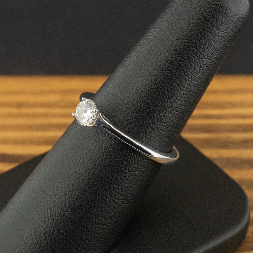 14ct White Gold 0.33ct Diamond Solitaire Ring Size N 1/2 3.3g